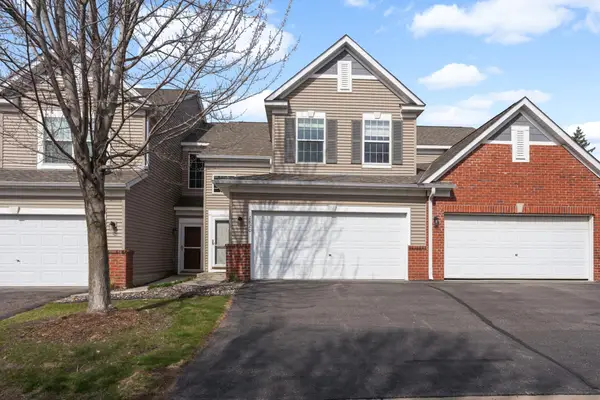 2820 Spy Glass Drive, Chaska, MN 55318