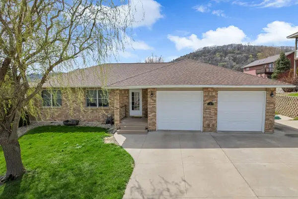 129 Bluffview Drive, Winona, MN 55987