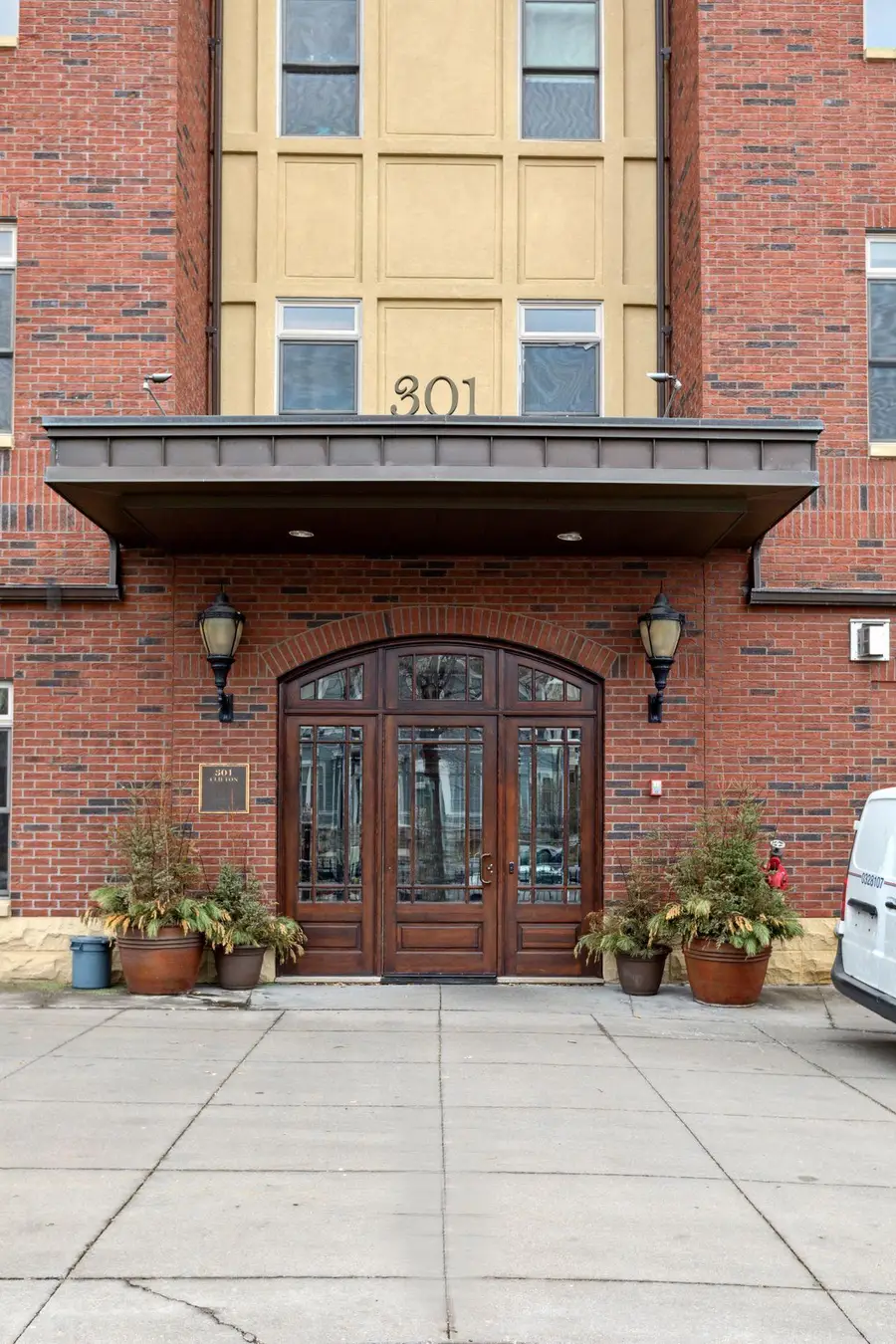 301 Clifton Avenue #3D, Minneapolis, MN 55403 - #2