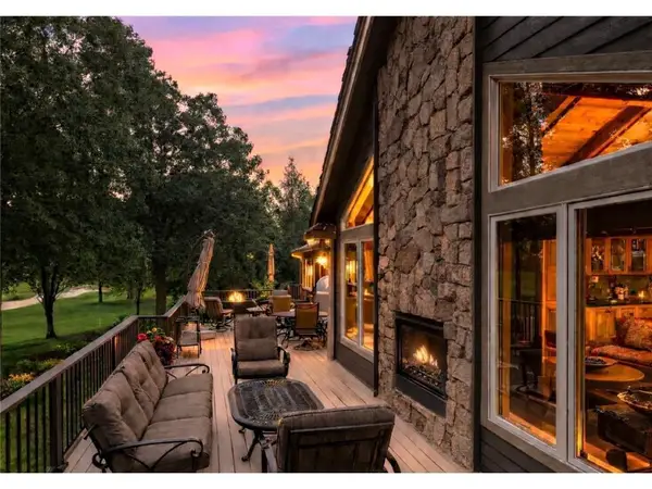 2890 Autumn Woods Drive, Chaska, MN 55318