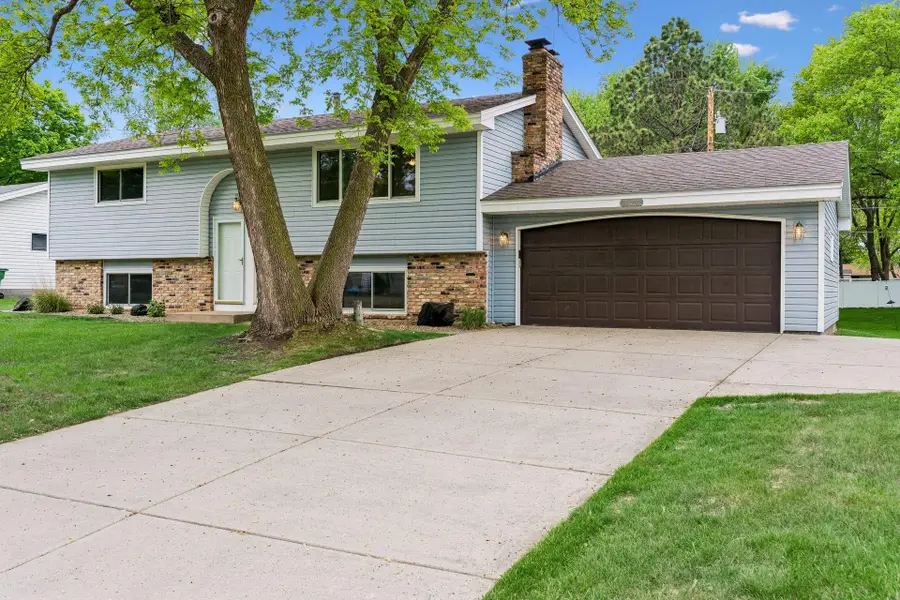 7360 Pinetree Lane Ne, Fridley, MN 55432 - #2