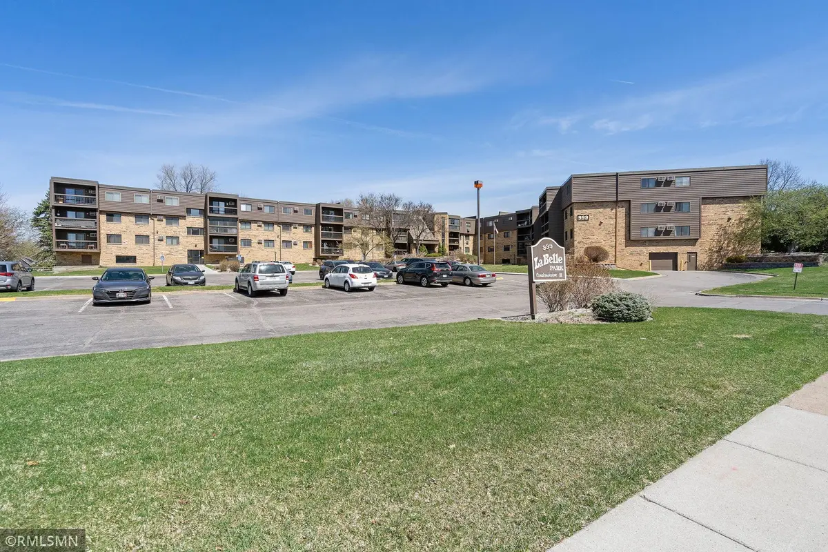999 41st Avenue Ne #314, Columbia Heights, MN 55421 - #1