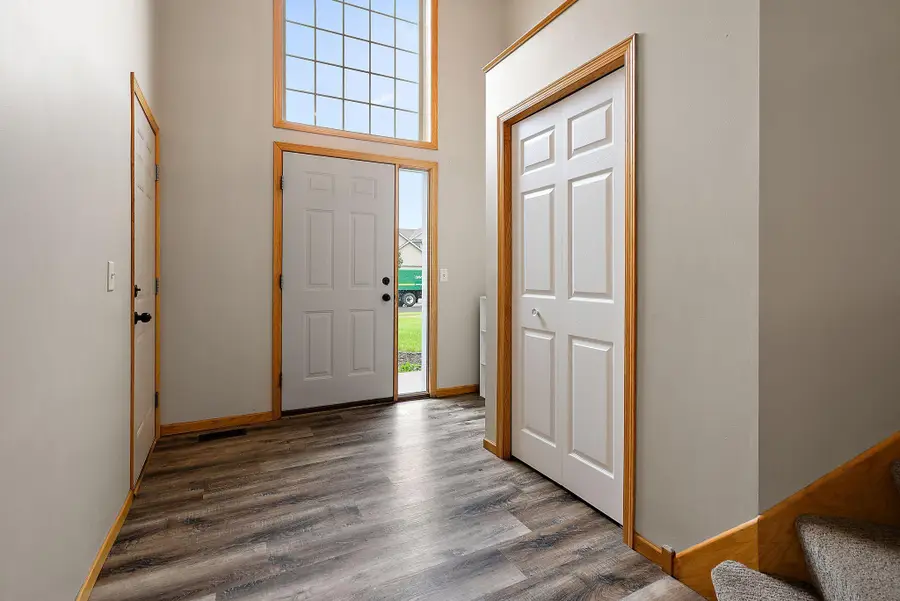 7331 Lamont Avenue Ne, Albertville, MN 55301 - #3