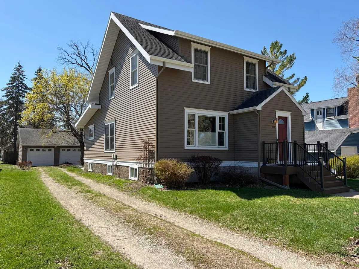 412 4th Avenue Ne, Waseca, MN 56093 - #1
