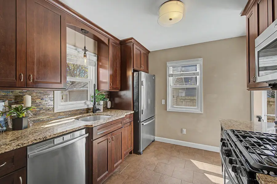 2825 Pennsylvania Avenue S, Saint Louis Park, MN 55426 - #2