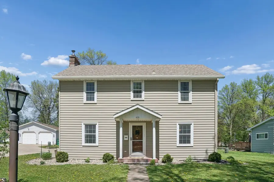 825 14th Street E, Glencoe, MN 55336 - #2
