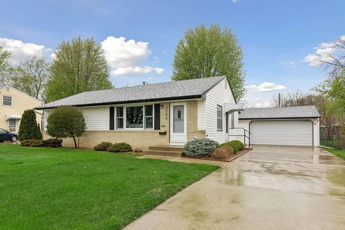 2700 W 84th Street, Bloomington, MN 55431 - #1