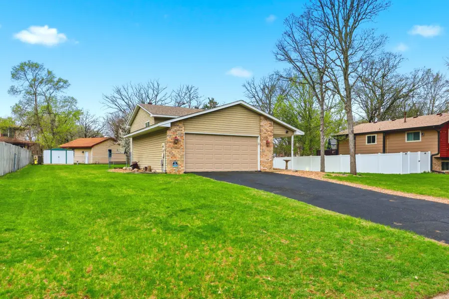 12378 Magnolia Circle Nw, Coon Rapids, MN 55448 - #2