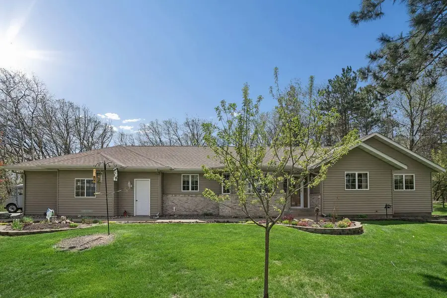 2063 Rena Circle, Saint Augusta, MN 55320 - #2
