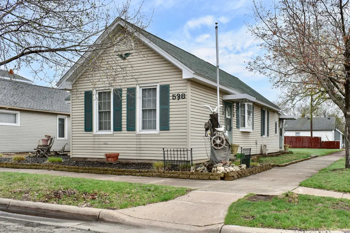 528 Chatfield Street, Winona, MN 55987 - #1