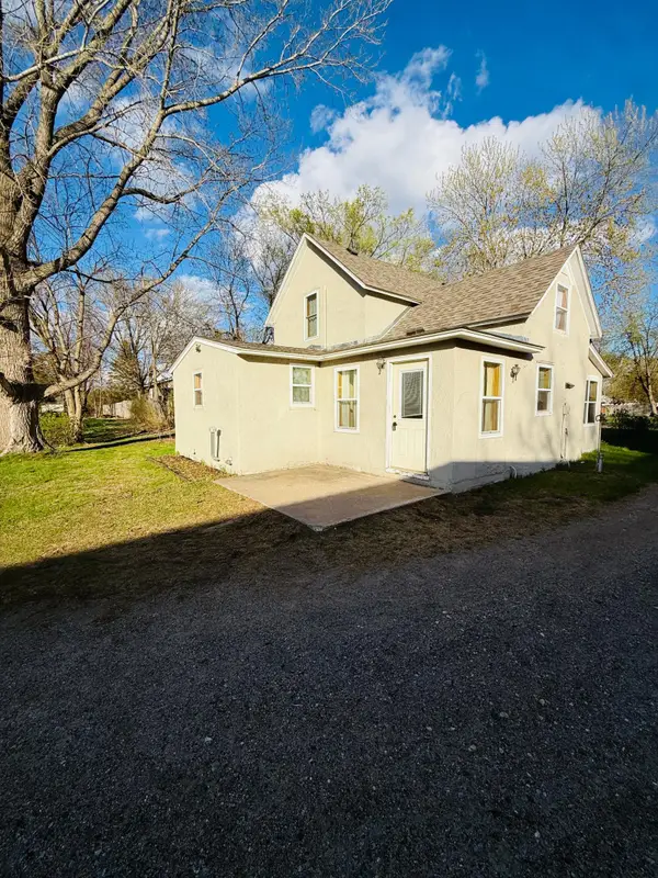 8540 1st Avenue W, Clear Lake, MN 55319