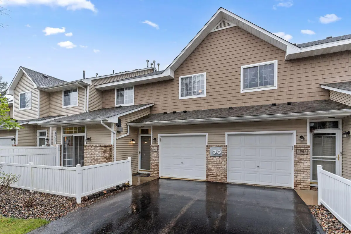 17918 Cobblestone Way, Eden Prairie, MN 55347 - #1