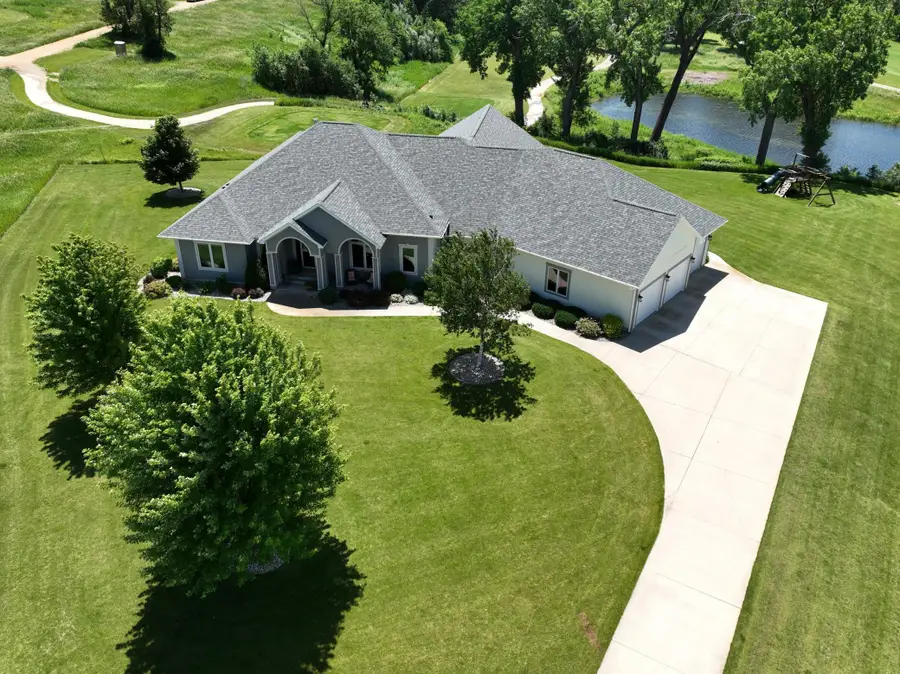 241 Cottonwood Cove, Lynd, MN 56157 - #3