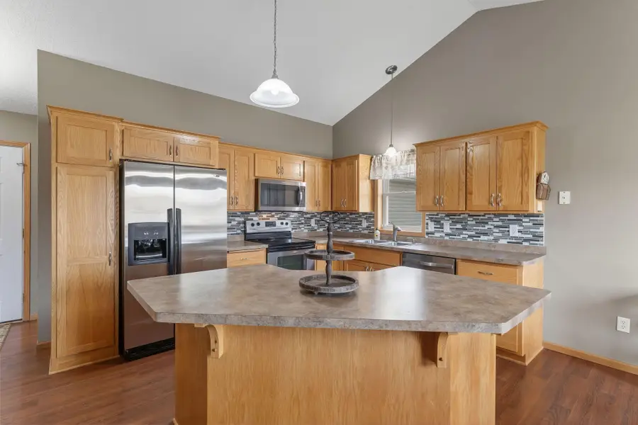 13013 10th Avenue S, Zimmerman, MN 55398 - #2