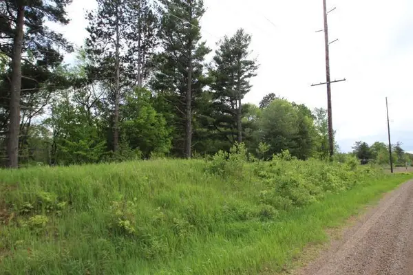 3650 253rd Avenue Ne, Isanti, MN 55040