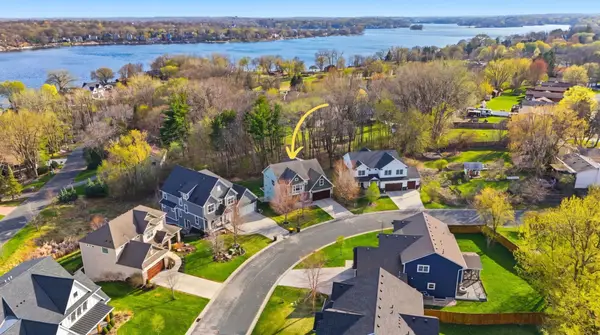 14267 Shady Beach Drive Ne, Prior Lake, MN 55372