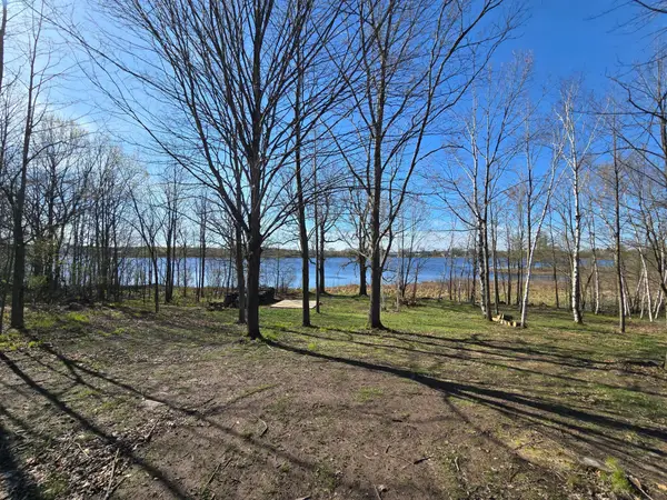 110 90th Avenue, Clayton, WI 54004