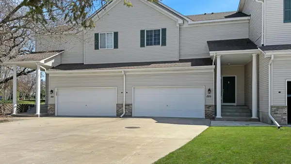 885 Kimberly Lane, Chanhassen, MN 55317