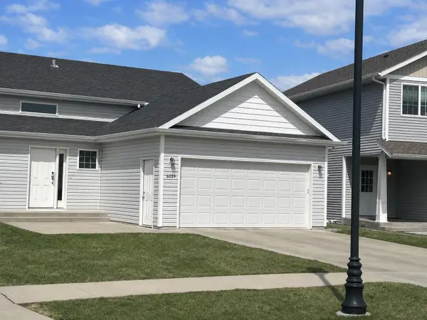 6039 60th Avenue S, Fargo, ND 58104