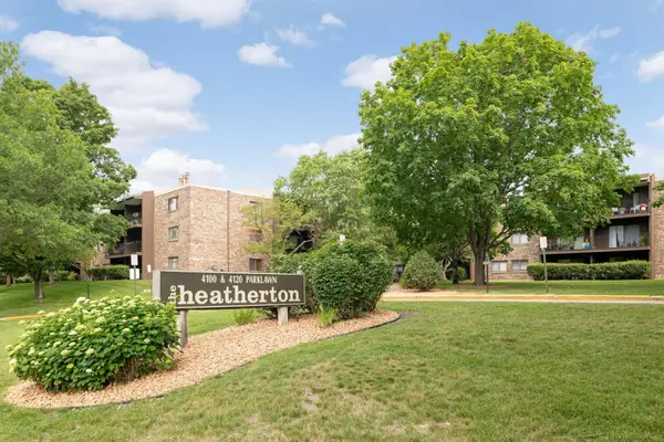 4120 Parklawn Avenue #222, Edina, MN 55435