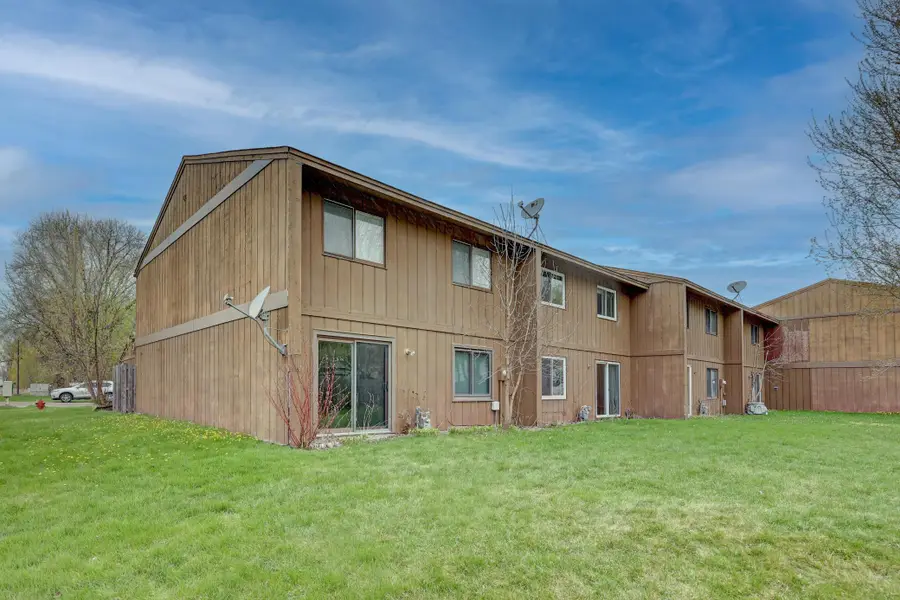 987 11th Avenue Sw, Forest Lake, MN 55025 - #3