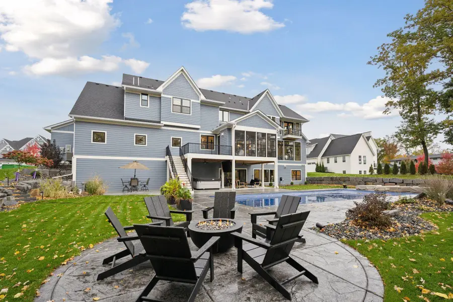 3734 Woodland Cove Parkway, Minnetrista, MN 55331 - #3