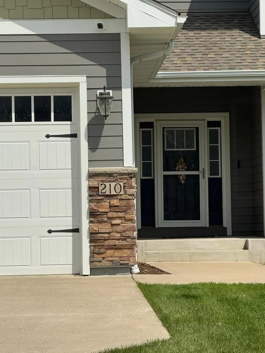 210 Hickory Lane Ne, Owatonna, MN 55060 - #2