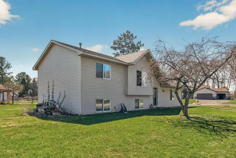 25895 Finch Court, Wyoming, MN 55092 - #3