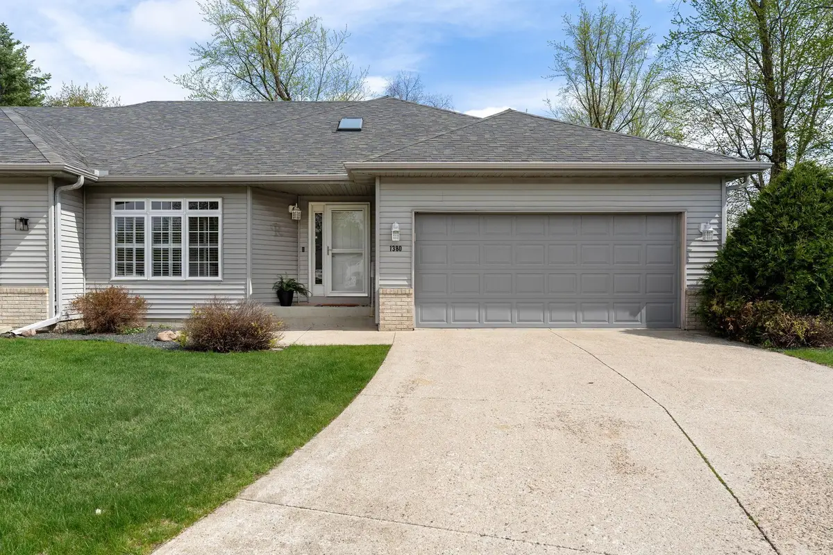 1380 Edinburgh Place Ne, Owatonna, MN 55060 - #1