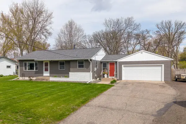 1004 N 4th Avenue N, Sauk Rapids, MN 56379