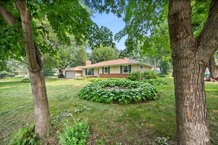 545 Miriam Street, Mendota Heights, MN 55118 - #2