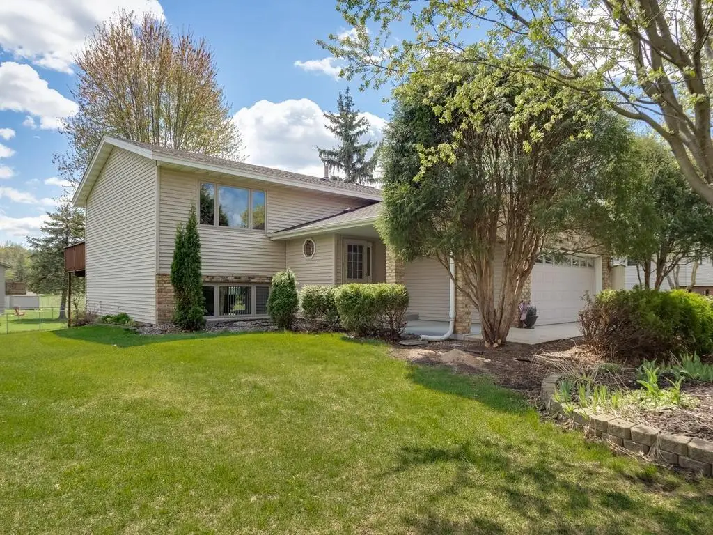 879 Westview Court, Shoreview, MN 55126 - #1