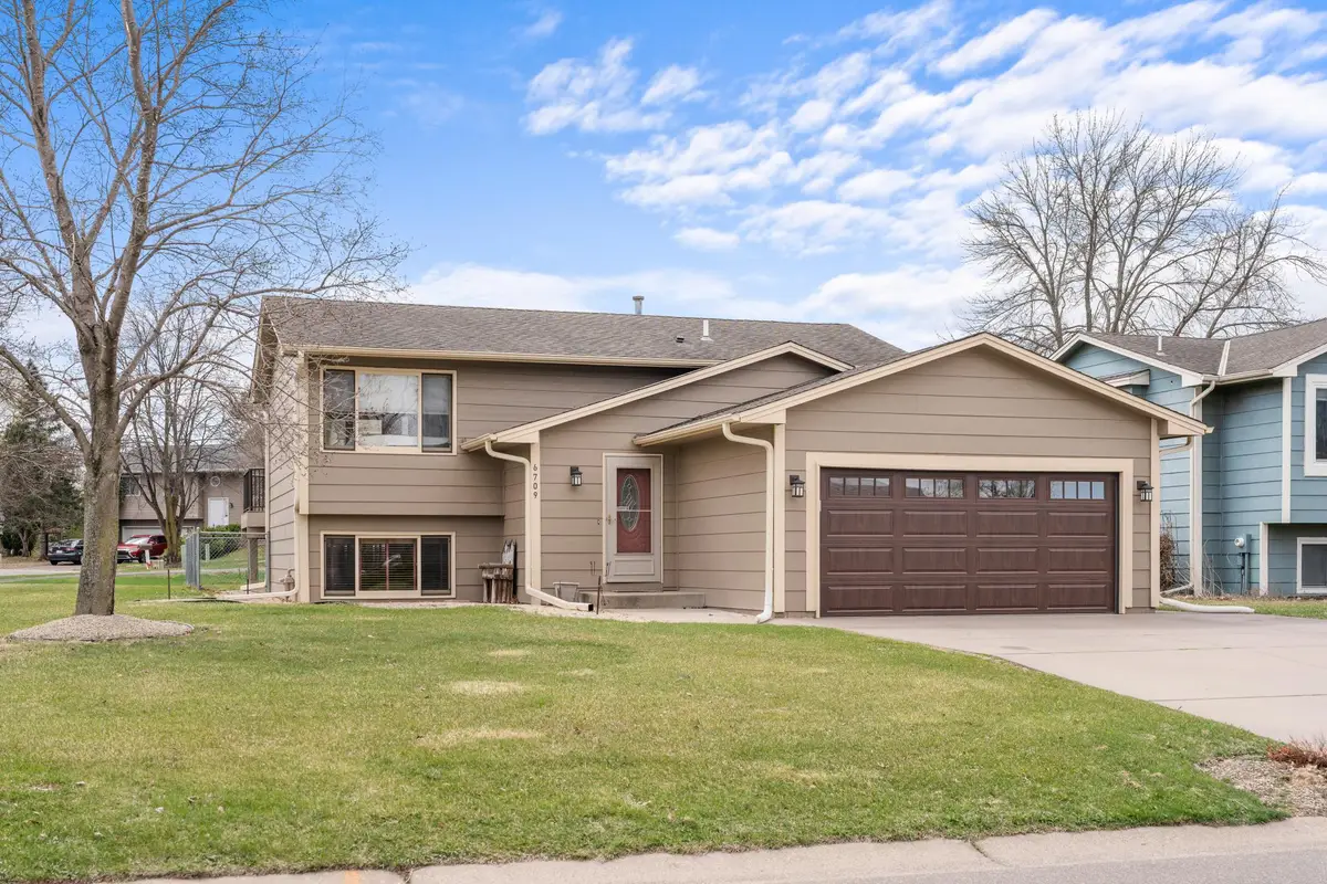 6709 110th Avenue N, Champlin, MN 55316 - #1