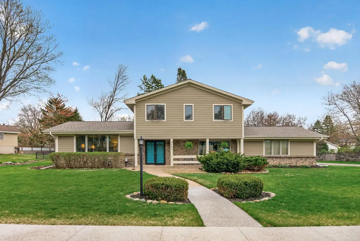 7133 Montrose Road, Woodbury, MN 55125 - #1