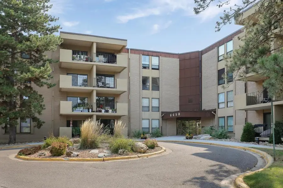 6650 Vernon Avenue S #407, Edina, MN 55436 - #2