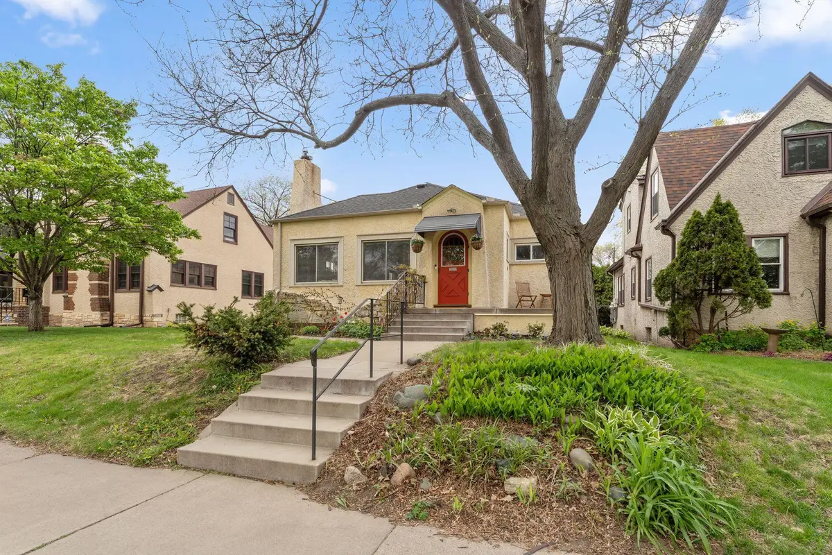 3032 E Minnehaha Parkway, Minneapolis, MN 55406 - #1
