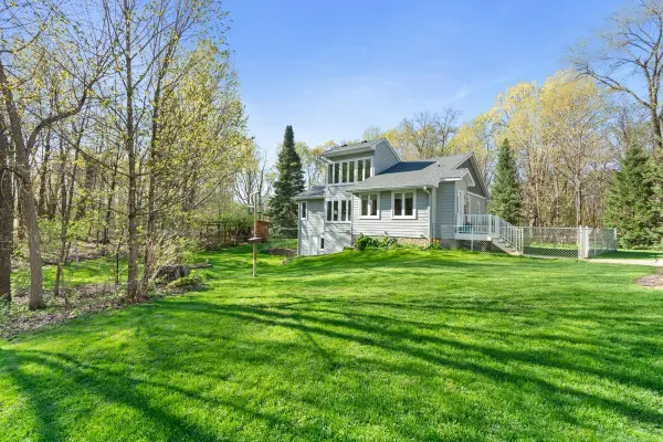 6715 Sioux Trail, Rockford, MN 55373