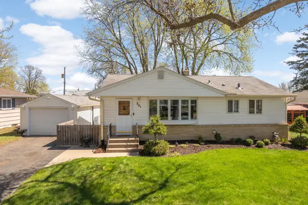 241 9th Avenue Nw, New Brighton, MN 55112