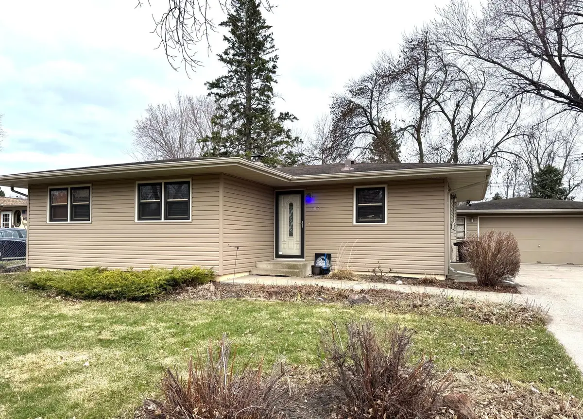 102 25th Avenue N, Fargo, ND 58102 - #1