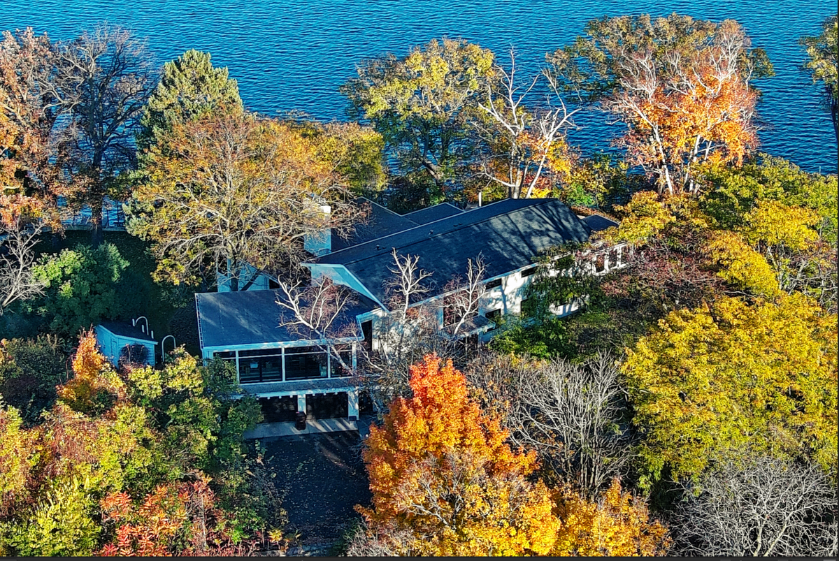 1300 Bracketts Point Road, Wayzata, MN 55391 - #1