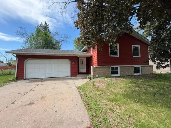 5125 77th Avenue N, Brooklyn Park, MN 55443