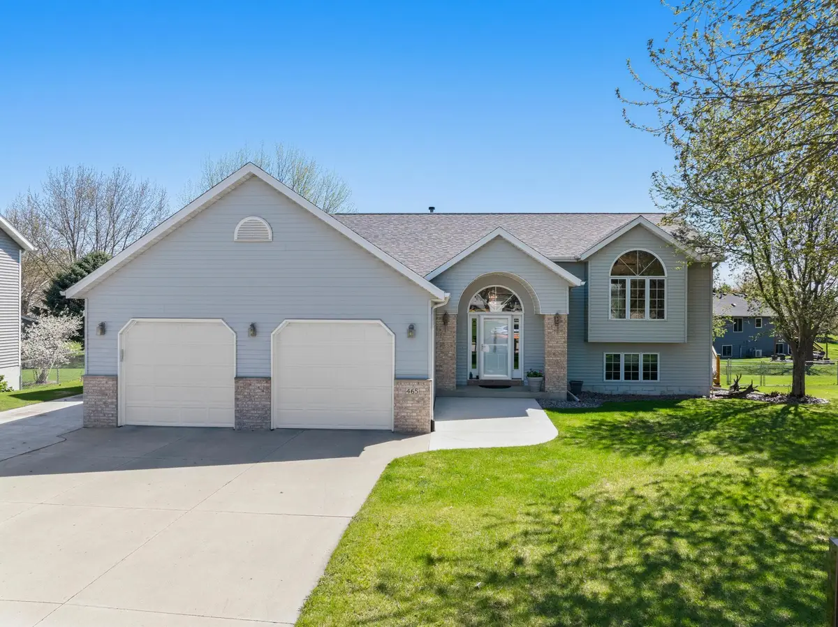 465 8th Street Sw, Plainview, MN 55964 - #1