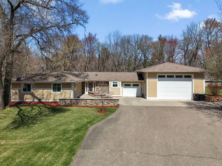 2527 148th Lane Ne, Ham Lake, MN 55304 - #2