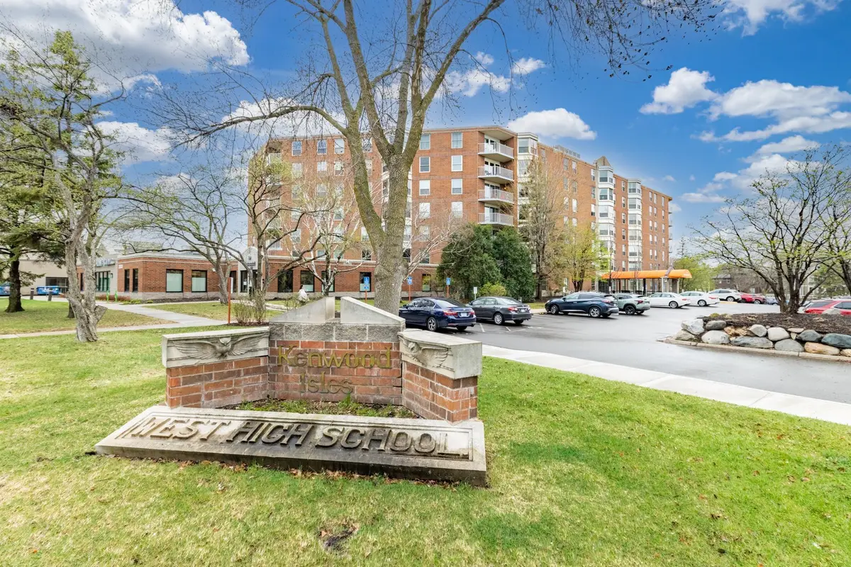 1425 W 28th Street W #218, Minneapolis, MN 55408 - #1