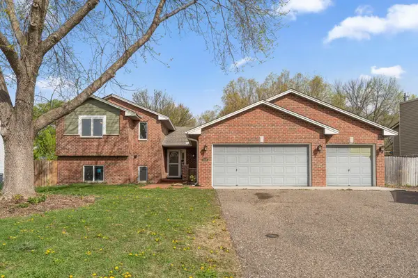 8568 Chanhassen Hills Drive S, Chanhassen, MN 55317