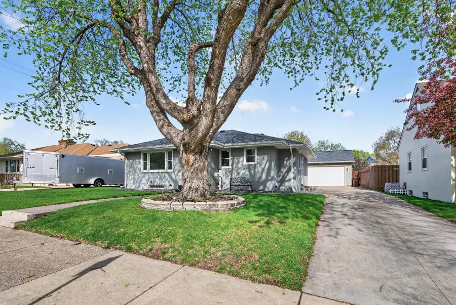 819 2nd Avenue S, South Saint Paul, MN 55075 - #2