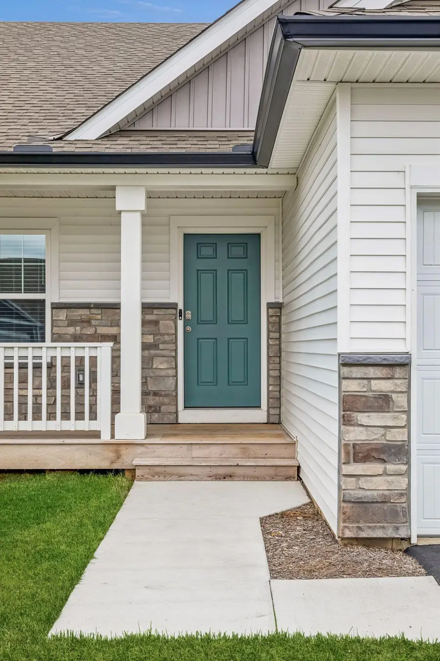 8261 Saddle Trail, Woodbury, MN 55129 - #3