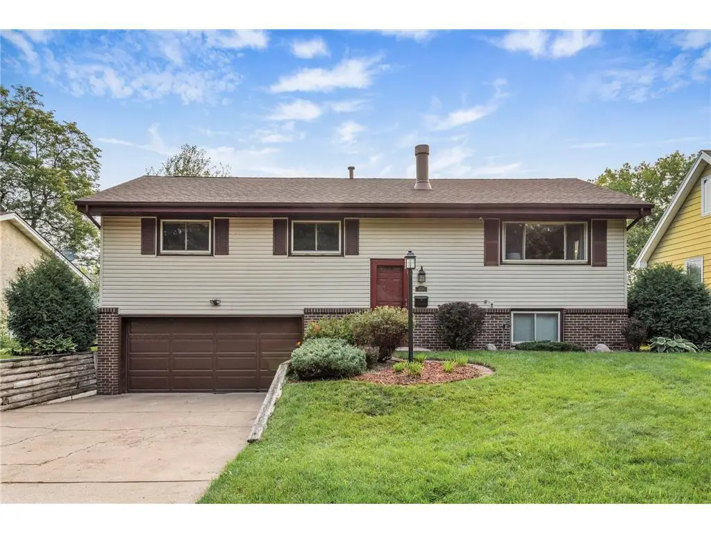 4520 Perry Avenue N, Robbinsdale, MN 55422 - #1