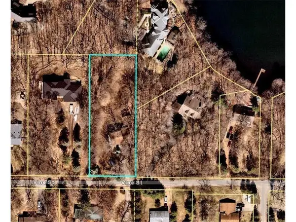 20020 Vine Street, Excelsior, MN 55331