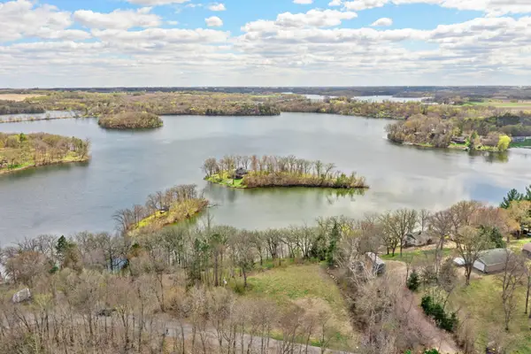 21115 Elkview Circle, Richmond, MN 56368